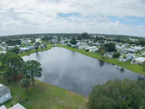 176 W Caribbean Port Saint Lucie FL 34952