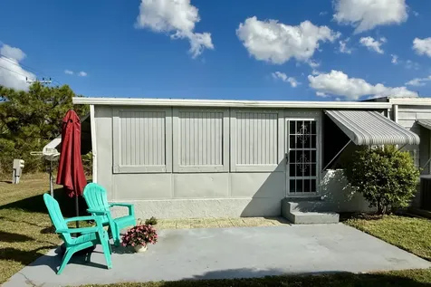 176 W Caribbean Port Saint Lucie FL 34952