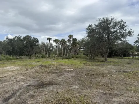 15723 NW 304th Street Okeechobee FL 34972