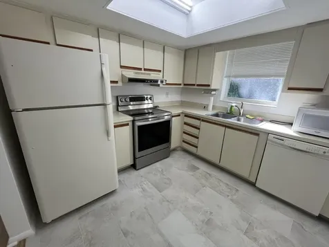 658 Ne 6th Court Boynton Beach FL 33435