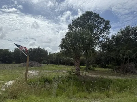 15134 NW 306th Street Okeechobee FL 34972