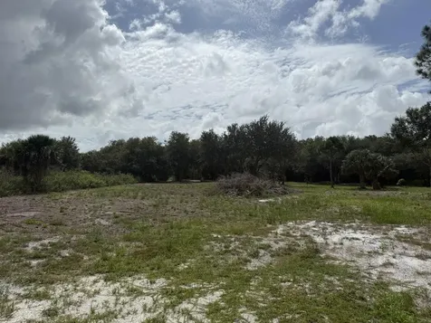 15134 NW 306th Street Okeechobee FL 34972