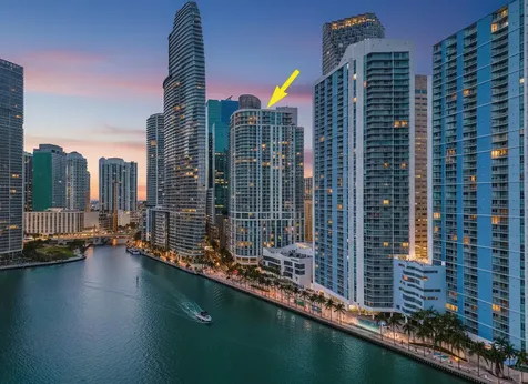 300 S Biscayne Boulevard Miami FL 33131