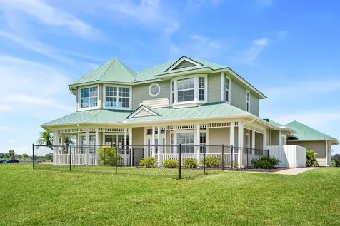 13700 Sw Groveside Drive Stuart FL 34997
