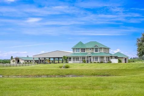 13700 Sw Groveside Drive Stuart FL 34997