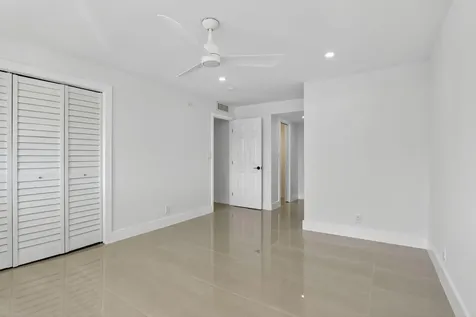 2651 S Palm Aire Drive Pompano Beach FL 33069