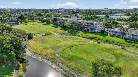 2651 S Palm Aire Drive Pompano Beach FL 33069