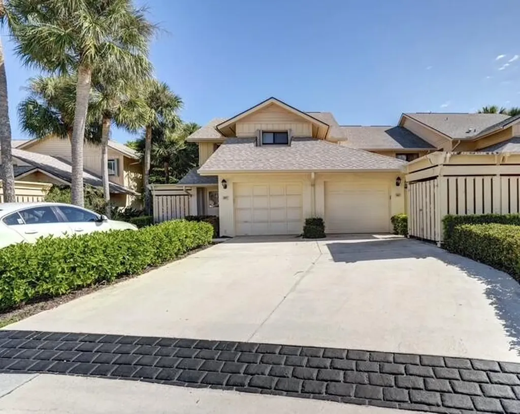 16914 Waterbend Drive Jupiter FL 33477