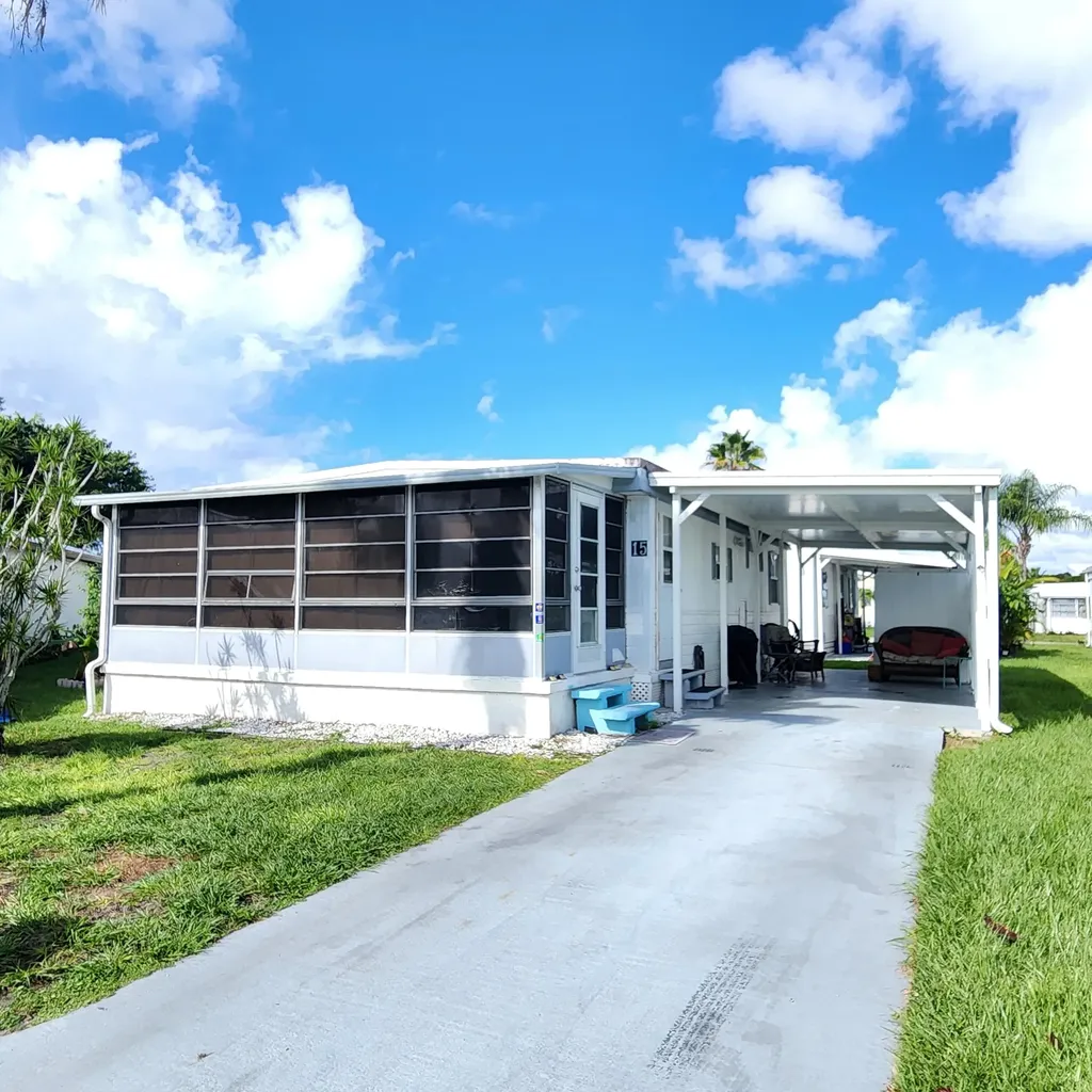 15 Indigo Lane Port Saint Lucie FL 34952