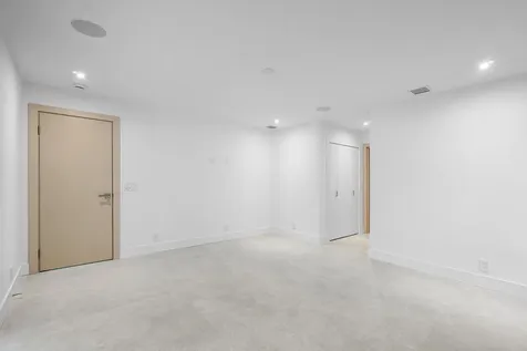1291 Bimini Lane Singer Island FL 33404