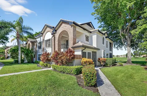 8041 Aberdeen Drive Boynton Beach FL 33472