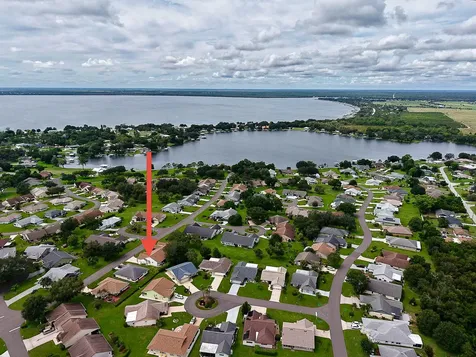 211 Brentwood Drive Lake Placid FL 33852