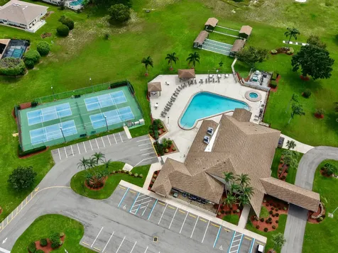211 Brentwood Drive Lake Placid FL 33852