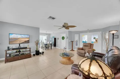 211 Brentwood Drive Lake Placid FL 33852