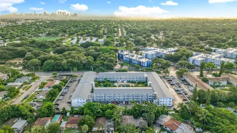 15610 Ne 6th Avenue Miami FL 33162
