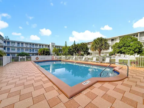 15610 Ne 6th Avenue Miami FL 33162