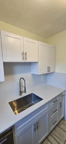 15610 Ne 6th Avenue Miami FL 33162