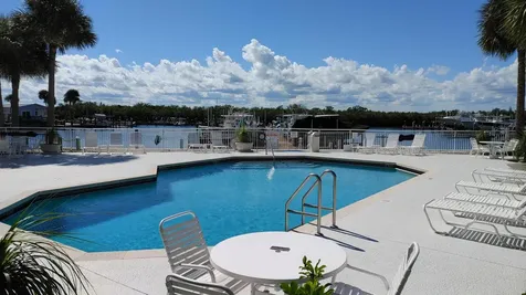 5163 N Highway A1a Hutchinson Island FL 34949