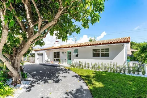 11 Hersey Drive Ocean Ridge FL 33435