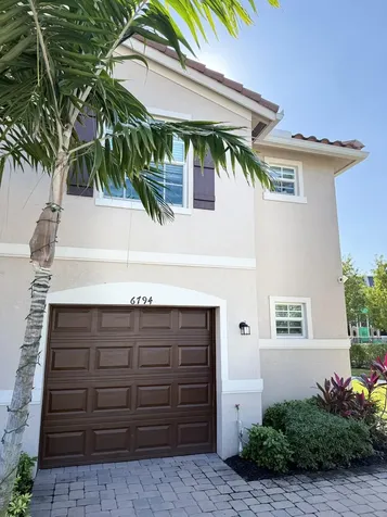 6794 Broadwater Lane Lake Worth FL 33467