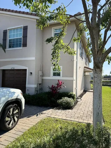 6794 Broadwater Lane Lake Worth FL 33467