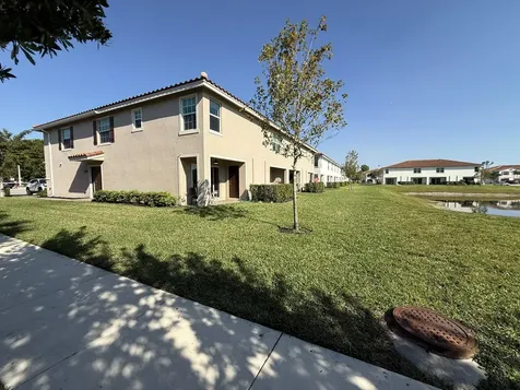 6794 Broadwater Lane Lake Worth FL 33467