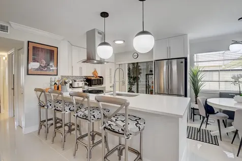 274 Capri F Delray Beach FL 33484