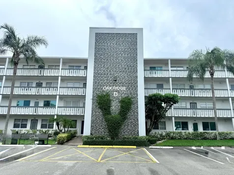 3032 Oakridge D Deerfield Beach FL 33442