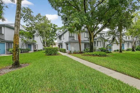 801 Harbour Pointe Way Greenacres FL 33413