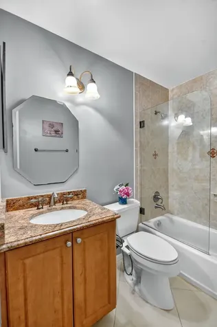 801 Harbour Pointe Way Greenacres FL 33413