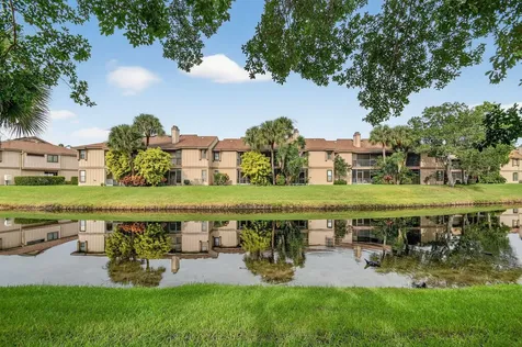 801 Harbour Pointe Way Greenacres FL 33413