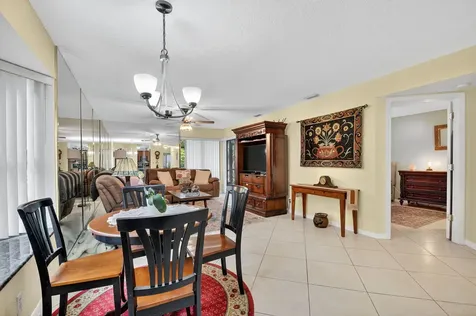 801 Harbour Pointe Way Greenacres FL 33413