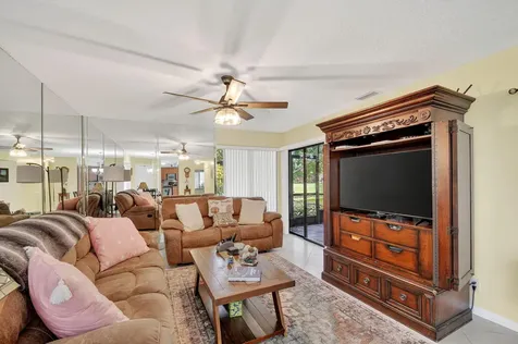 801 Harbour Pointe Way Greenacres FL 33413
