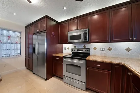 3100 Ne 48th Street Fort Lauderdale FL 33308