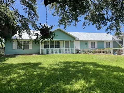 717 W Fischer Circle Sebastian FL 32958