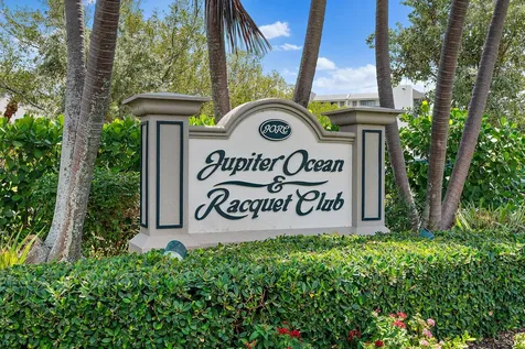 1605 S Us Highway 1 Jupiter FL 33477