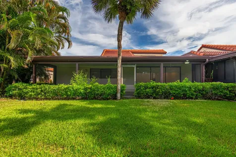 8008 Eastlake Drive Boca Raton FL 33433