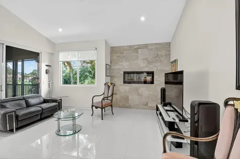 2421 Nw 59th Street Boca Raton FL 33496