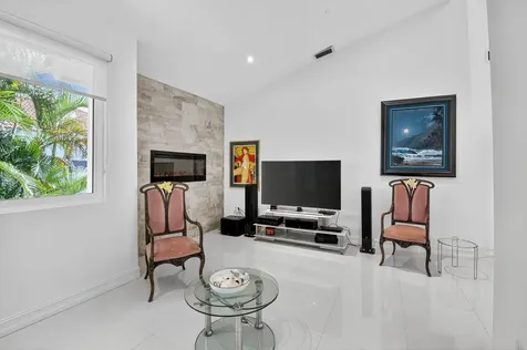 2421 Nw 59th Street Boca Raton FL 33496