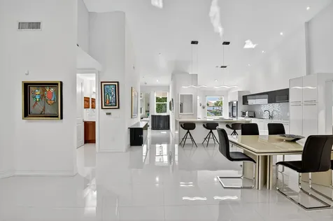 2421 Nw 59th Street Boca Raton FL 33496