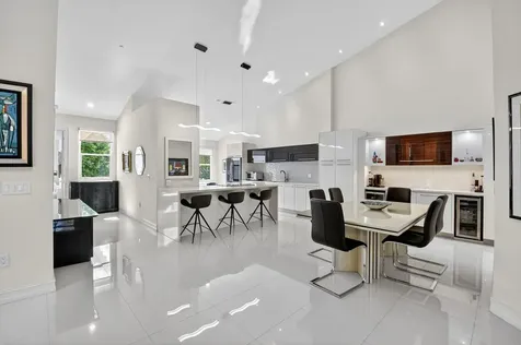 2421 Nw 59th Street Boca Raton FL 33496