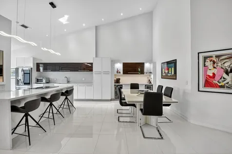 2421 Nw 59th Street Boca Raton FL 33496