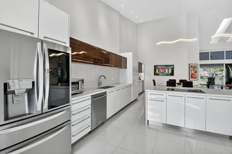 2421 Nw 59th Street Boca Raton FL 33496