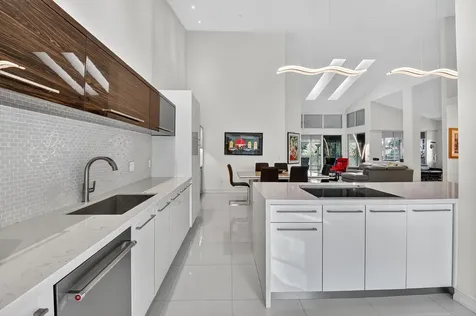 2421 Nw 59th Street Boca Raton FL 33496