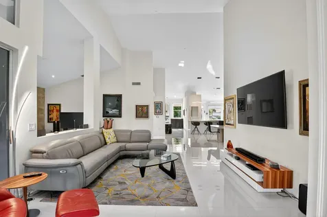 2421 Nw 59th Street Boca Raton FL 33496