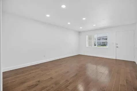 110 Shore Court North Palm Beach FL 33408