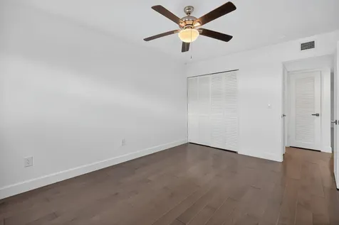 110 Shore Court North Palm Beach FL 33408