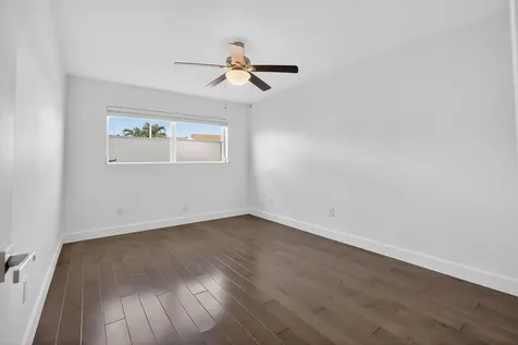 110 Shore Court North Palm Beach FL 33408