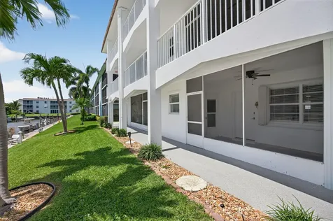 110 Shore Court North Palm Beach FL 33408