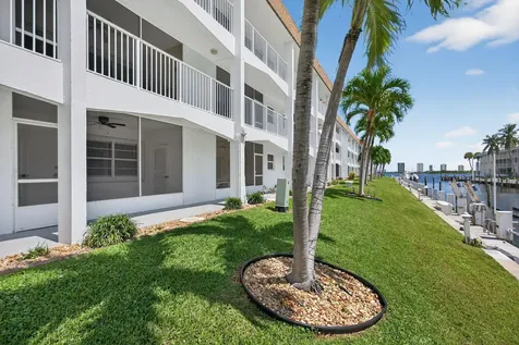 110 Shore Court North Palm Beach FL 33408